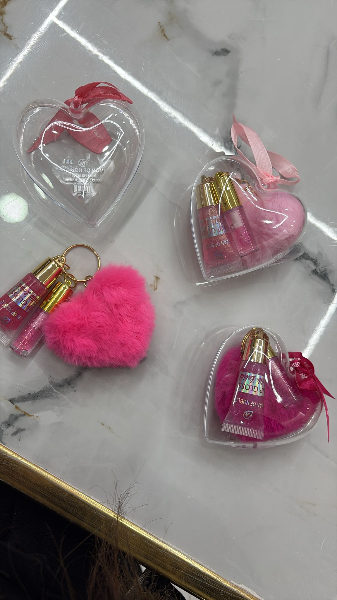 Portachiavi Lip Gloss con cuore a peluche 🧸